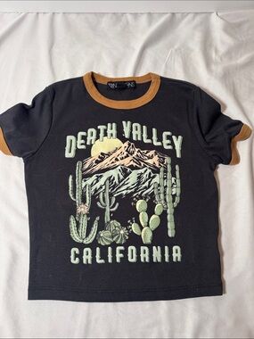 Cropped Death Valley California Graphic Tee - XS